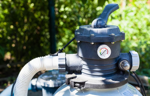 Como é o funcionamento da bomba de piscina?